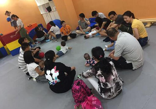 杭州娃咋养郭蓓珍老师受邀参加浙江之声节目录制 杭州娃咋养郭蓓珍老师受邀参加浙江之声节目录制