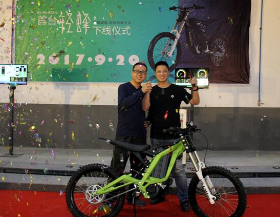 虬龙科技首款电动越野车——“轻蜂”下线  